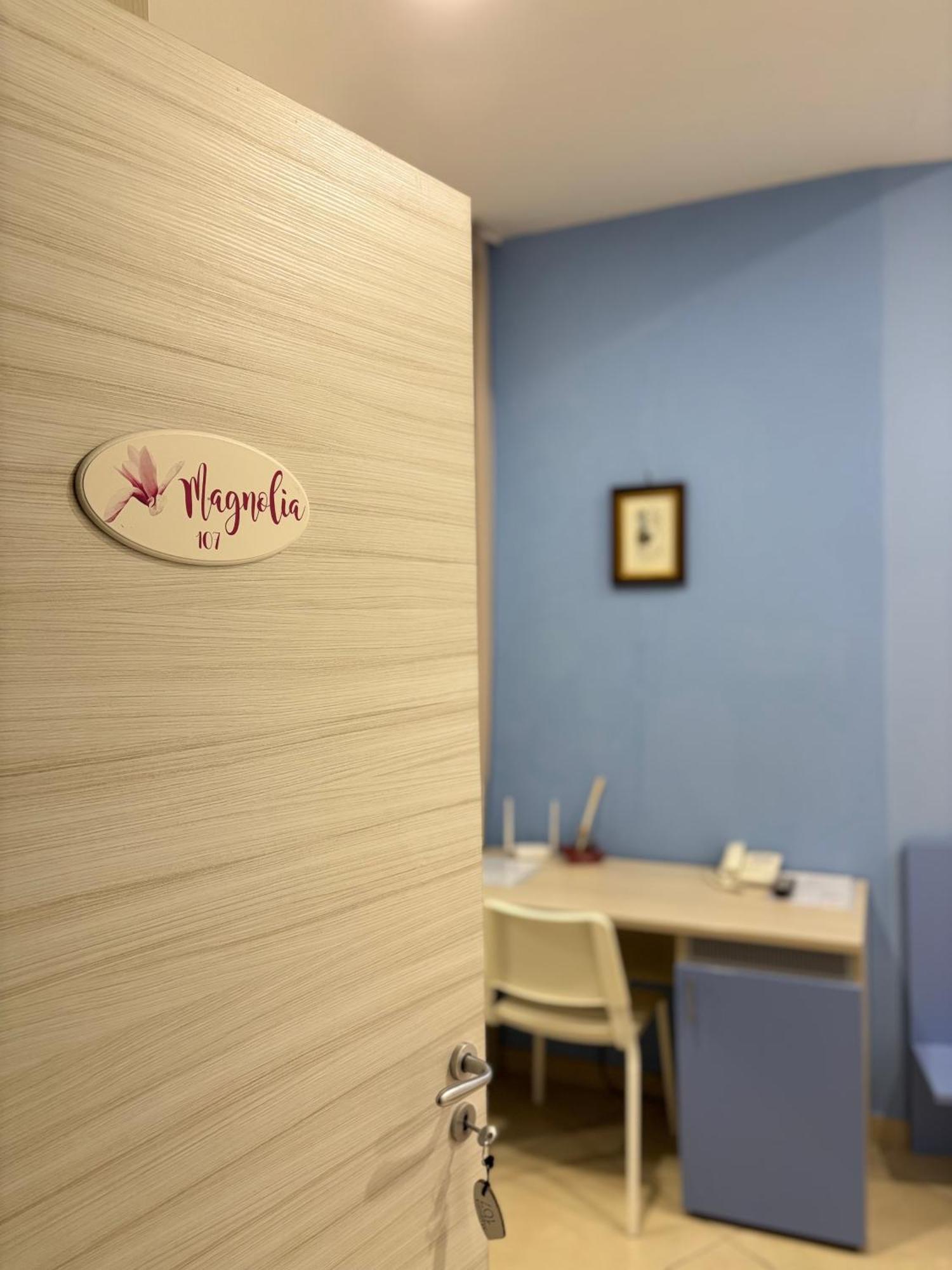Serena Rooms Солофра Экстерьер фото