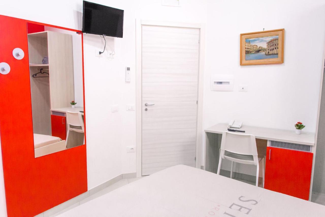 Serena Rooms Солофра Экстерьер фото